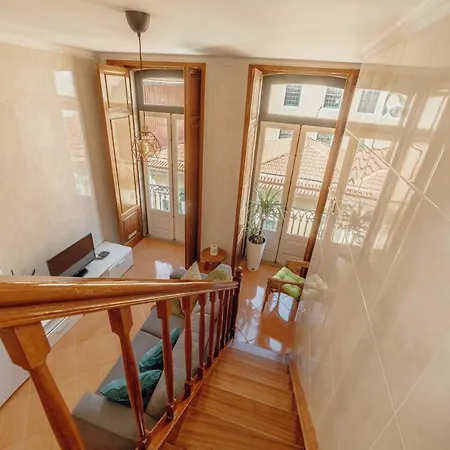 Downtown Flores Duplex By Homing Apartment